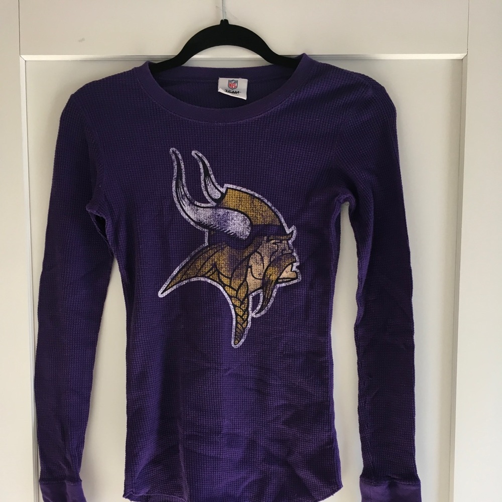Vikings long sleeve thermal shirt.